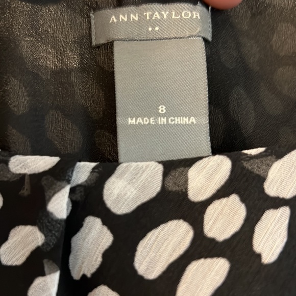 Cute Ann Taylor dress EUC - Picture 2 of 2